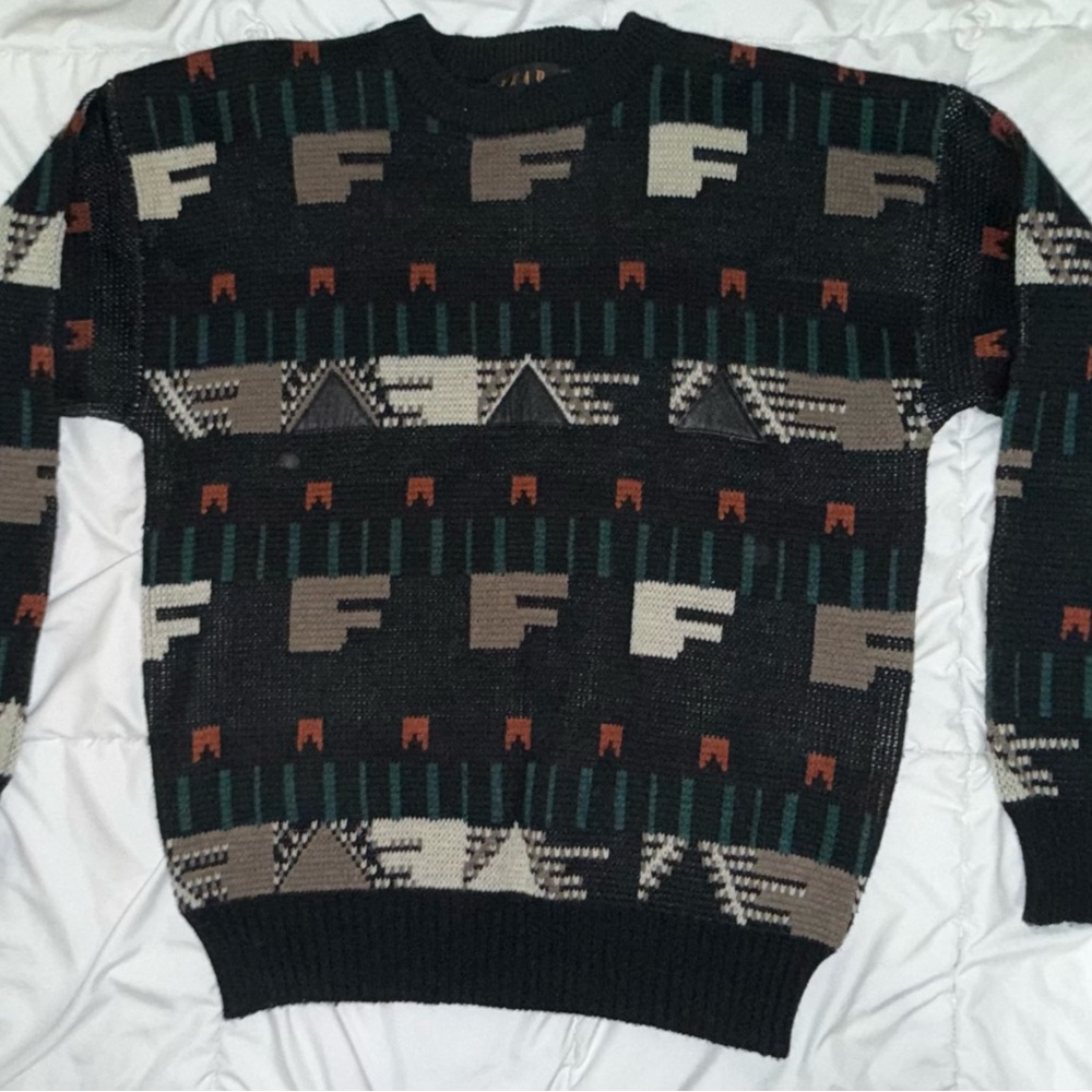 Vintage Men's Geometric Patterned Crewneck Sweater